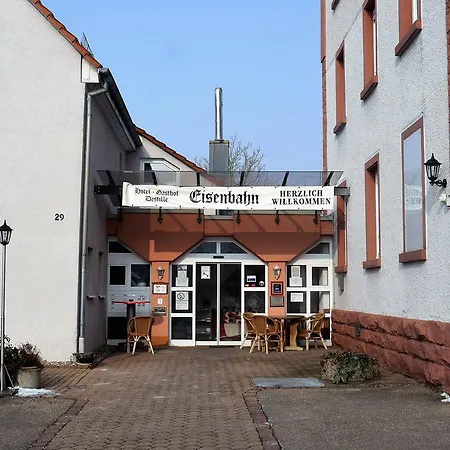 Hotel-gasthof-destille-eisenbahn Hotel 2*