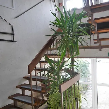 Hotel-gasthof-destille-eisenbahn فندق 2*